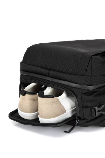 URBAN PACKER CONVERTIBLE BACKPACK M