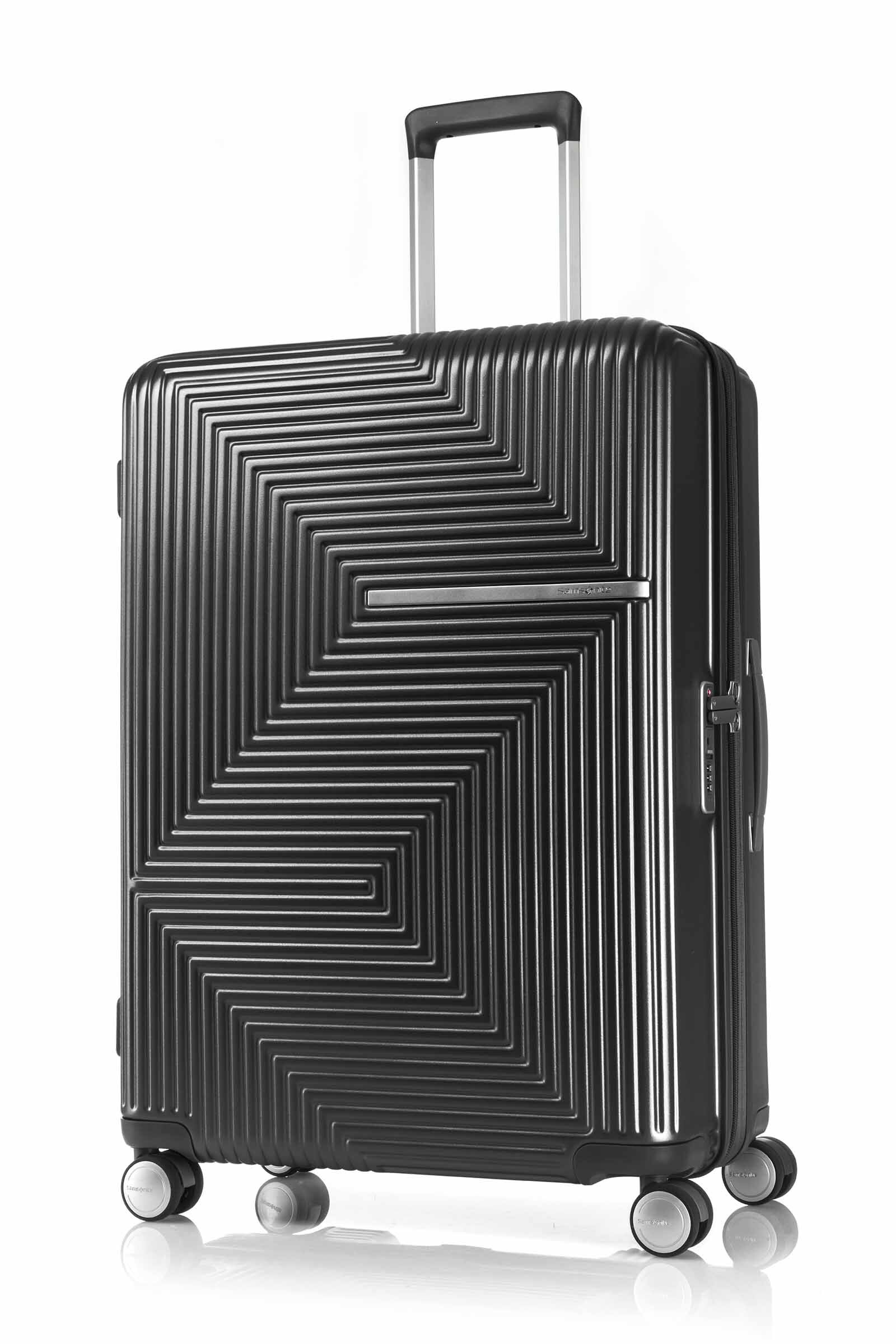 Hardside luggage with usb port discount